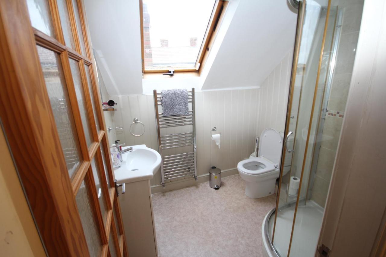Oaks House Apartment
